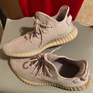 Yeezy Boost Seasame